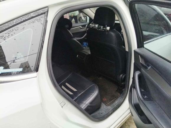 [西安·陕A] 二手比亚迪秦Pro2020款 超越版 1.5TI 自动旗舰型