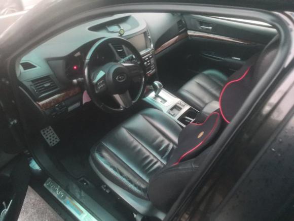 [佛山·粤E] 二手斯巴鲁傲虎2011款 2.5i豪华版