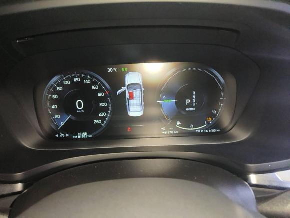 [深圳·粤B] 二手沃尔沃沃尔沃S60新能源2022款 T8 E驱混动 四驱智逸豪华版