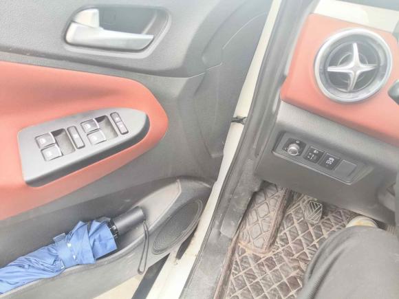 [杭州·豫Q] 二手北汽幻速北汽幻速S32016款 S3L 1.5L 手动尊贵型