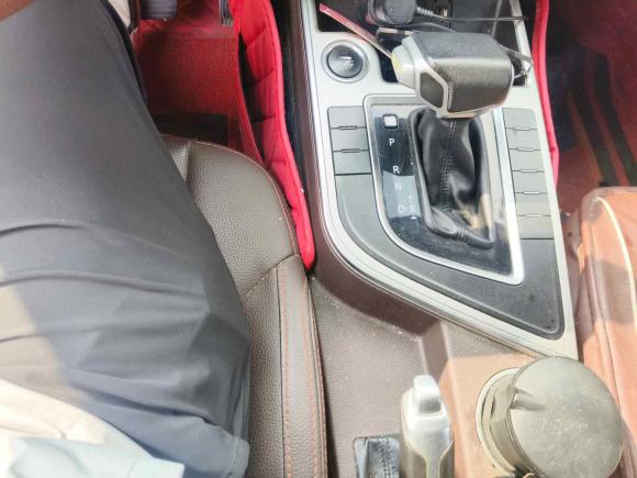 [上海·渝F] 二手东风风行景逸X52017款 1.6L CVT尊享型