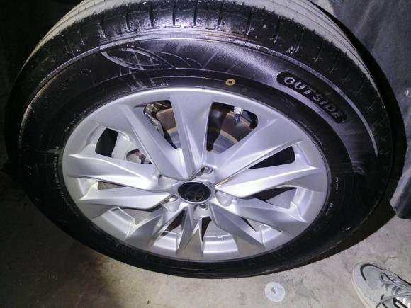 [深圳·粤B] 二手丰田卡罗拉锐放2022款 2.0L 先锋版