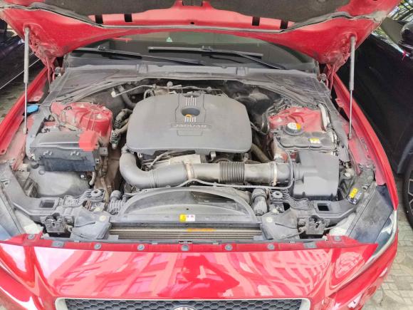 [苏州·苏E] 二手捷豹捷豹XE2015款 2.0T 200PS R-Sport