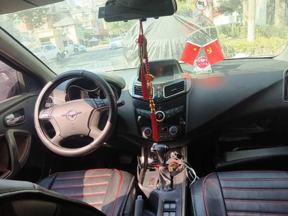 [青岛·鲁A] 二手海马海马S52015款 1.5T CVT旗舰型