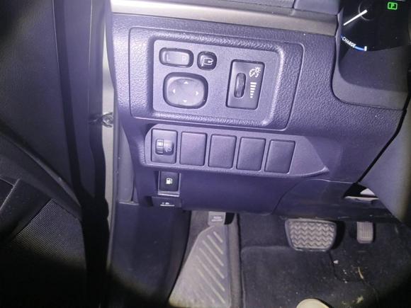 [深圳·粤V] 二手雷克萨斯雷克萨斯CT2017款 CT200h 舒适版 单色 国V