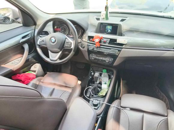 [台州·浙J] 二手宝马宝马X12018款 sDrive18Li 尊享型