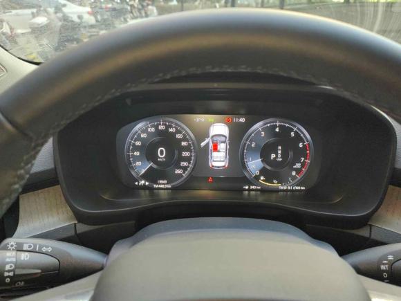 [北京·川G] 二手沃尔沃沃尔沃XC402022款 T4 四驱智远豪华版