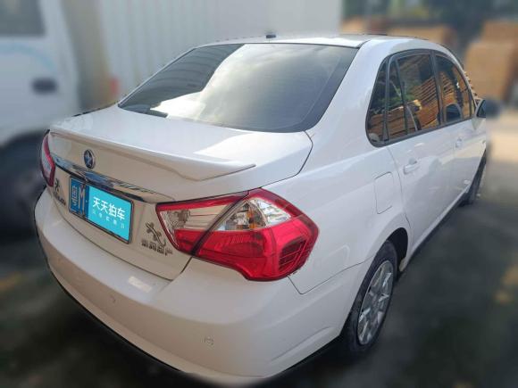 [深圳·粤M] 二手启辰启辰D502015款 1.6L 手动时尚版