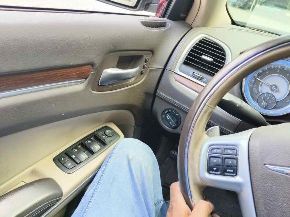 [苏州·苏E] 二手克莱斯勒克莱斯勒300C2014款 3.0L 卓越版