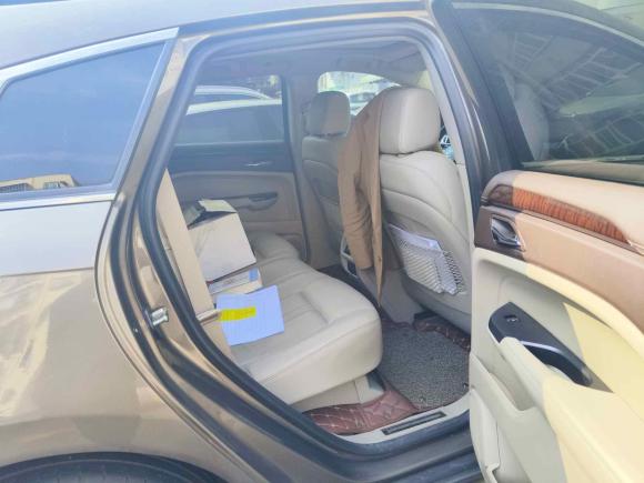 [成都·川A] 二手凯迪拉克凯迪拉克SRX2014款 3.0L 精英型