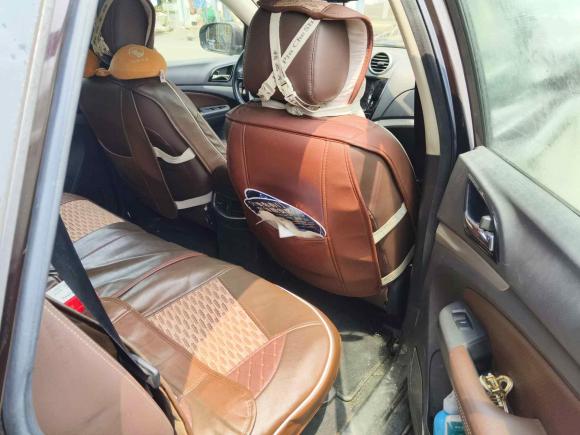 [台州·浙J] 二手比亚迪比亚迪S72015款 2.0T 升级版 自动尊贵型