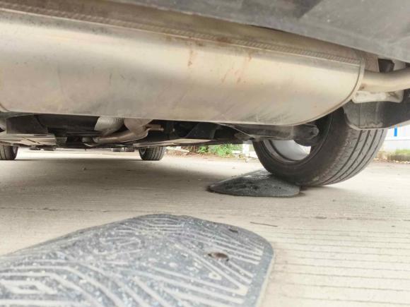 [宁波·浙B] 二手长安长安UNI-V2023款 1.5T 尊享型