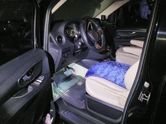 [苏州·苏E] 二手奔驰威霆2016款 2.0T 商务版