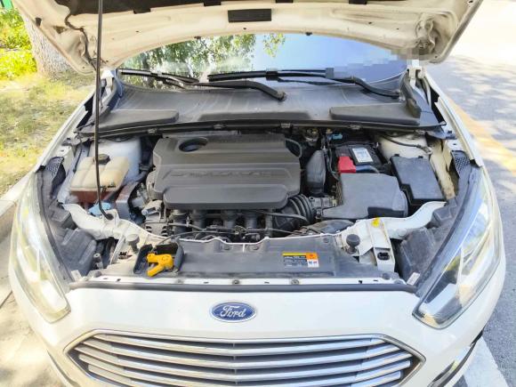 [苏州·苏E] 二手福特福睿斯2015款 1.5L 自动时尚型