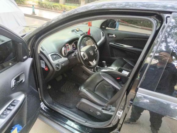 [上海·沪A] 二手道奇酷威2013款 2.4L 两驱尊尚版