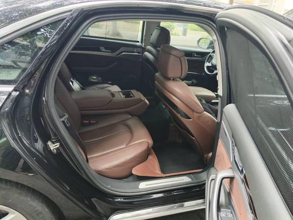 [成都·川A] 二手奥迪奥迪A82013款 A8L 30 FSI 舒适型