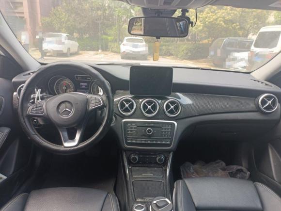 [上海·皖A] 二手奔驰奔驰GLA2016款 GLA 220 4MATIC 时尚型