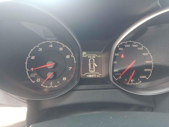 [深圳·粤N] 二手奇瑞瑞虎52014款 2.0L CVT家悦版