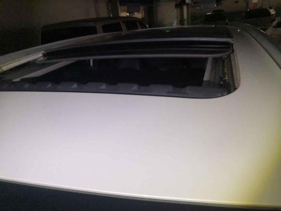 [南昌·赣A] 二手雷诺科雷傲2017款 2.0L 两驱豪华版