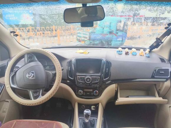 [宁波·浙B] 二手宝骏宝骏7302014款 1.5L 手动豪华导航ESP版 7座