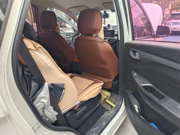 [温州·浙C] 二手五菱汽车五菱宏光S32018款 1.5T 手动舒适型 国V