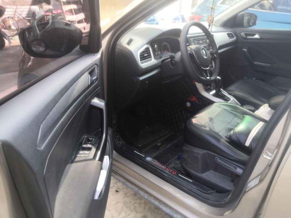 [温州·浙C] 二手大众T-ROC探歌2018款 230TSI DSG两驱时尚型 国V