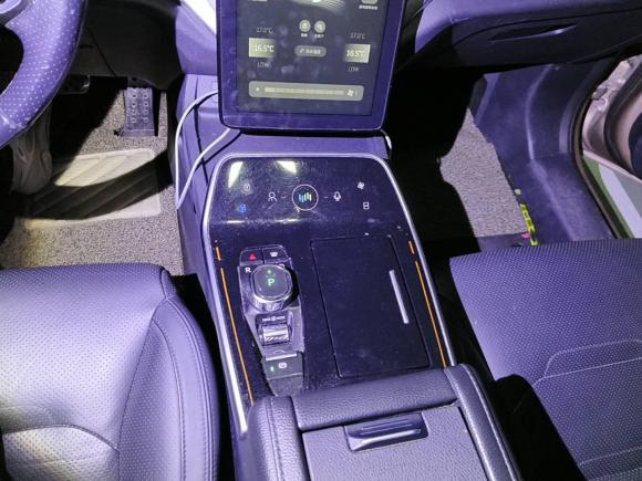 [深圳·粤B] 二手威马汽车威马EX52019款 EX5 Extra创新版400