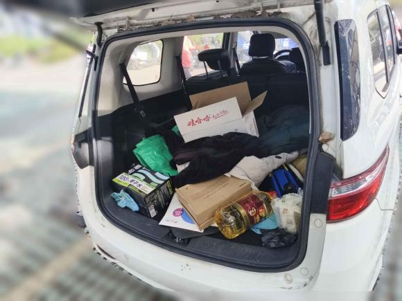 [无锡·鄂A] 二手长安凯程长安欧尚A6002016款 1.5L 手动豪华型7座