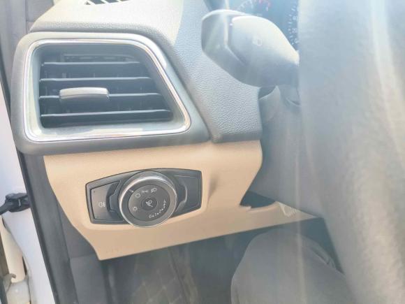 [义乌·浙G] 二手福特福睿斯2017款 改款 1.5L 自动舒适型