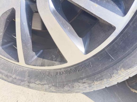 [广州·粤H] 二手东风风光风光5802017款 1.5T CVT豪华型