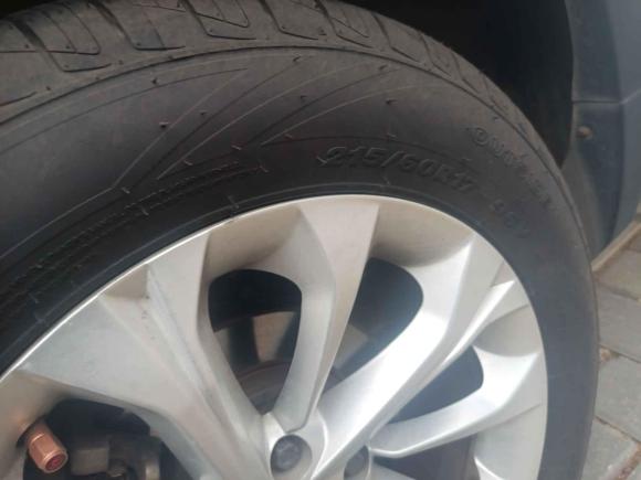 [深圳·粤S] 二手中华中华V32015款 1.5L 手动智能型