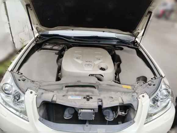 [成都·川A] 二手丰田皇冠2010款 3.0L Royal Saloon VIP