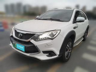 比亚迪唐新能源2015款 2.0T 四驱旗舰型