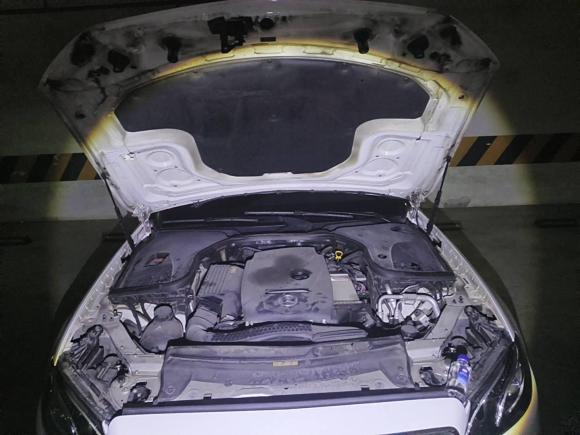 [成都·川A] 二手奔驰奔驰E级2016款 E 300 L 运动豪华型