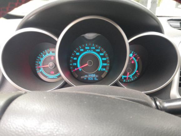 [上海·豫Q] 二手长安逸动2014款 1.6L 手动尊贵型