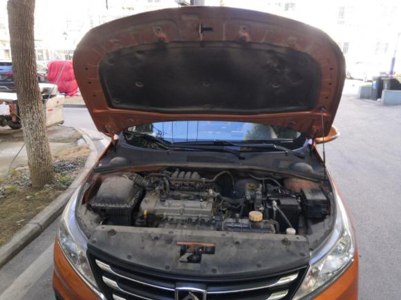 [合肥·皖A] 二手宝骏宝骏3102016款 1.2L 手动豪华型