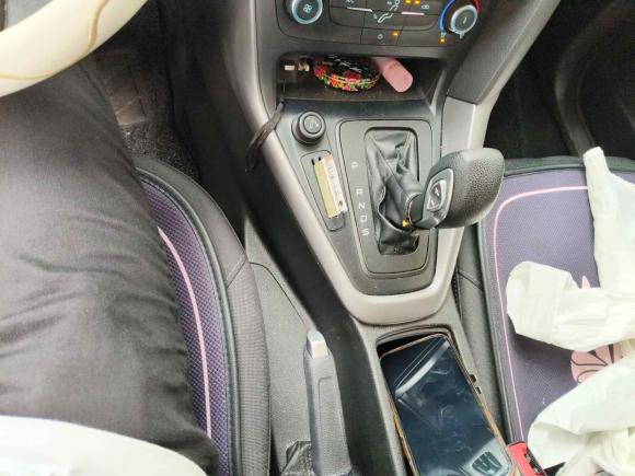 [无锡·苏L] 二手福特福克斯2015款 两厢 1.6L 自动舒适型