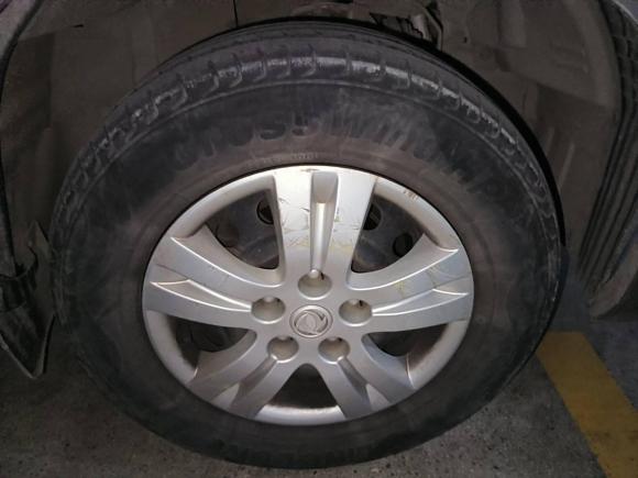 [西安·陕A] 二手东风风行菱智2015款 M5 Q7 2.0L 7座长轴舒适型