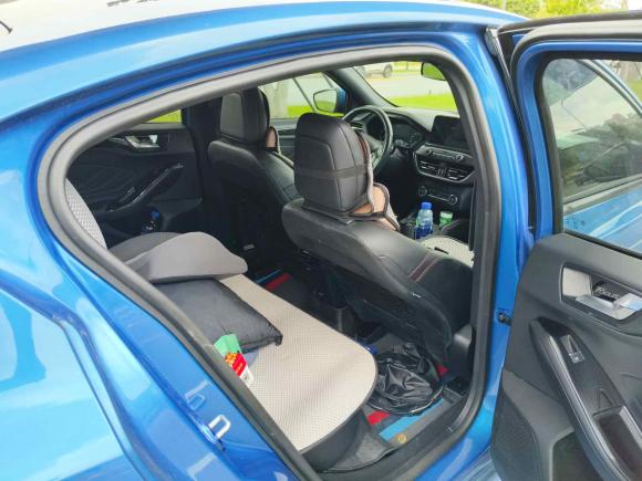 [深圳·粤E] 二手福特福克斯2019款 三厢 EcoBoost 180 自动ST Line