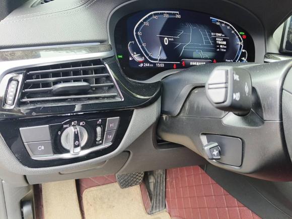 [成都·川A] 二手宝马宝马5系新能源2021款 535Le M运动套装