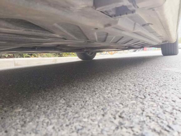 [武汉·鄂W] 二手奔驰奔驰C级2015款 改款 C 200 L 运动型