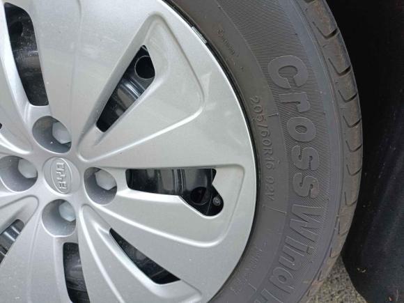 [成都·川A] 二手比亚迪比亚迪e22021款 舒适型