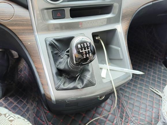 [成都·川A] 二手东风风行菱智PLUS2021款 旅行版 2.0L 手动舒适型 7座