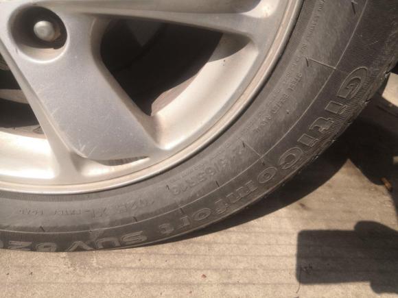 [芜湖·皖B] 二手现代北京现代ix352010款 2.0L 手动两驱新锐版GL