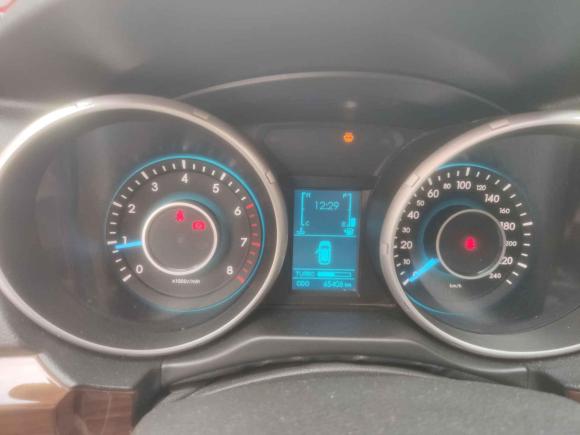 [南昌·赣A] 二手北汽威旺北汽威旺S502016款 1.5T 手动欢动尊贵型