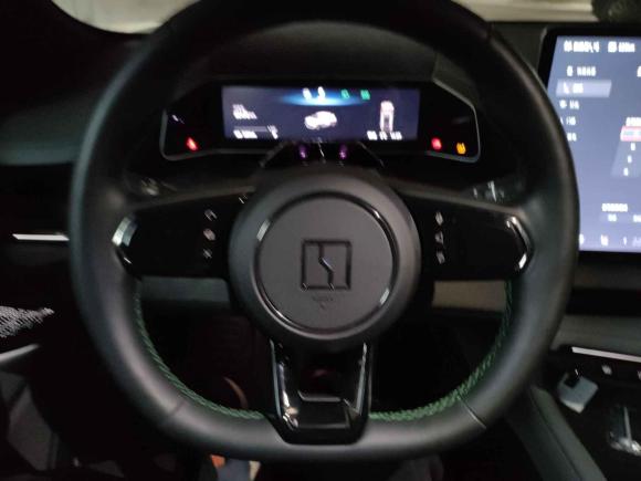 [上海·沪A] 二手极氪极氪0012023款 WE版 86kWh