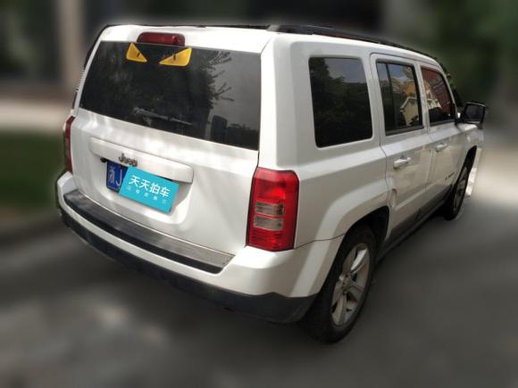 [台州·浙J] 二手Jeep自由客2014款 2.4L 运动版