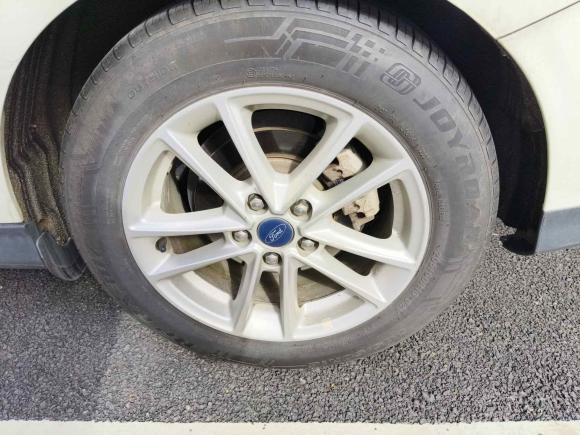 [合肥·皖A] 二手福特福克斯2015款 三厢 1.6L 手动风尚型