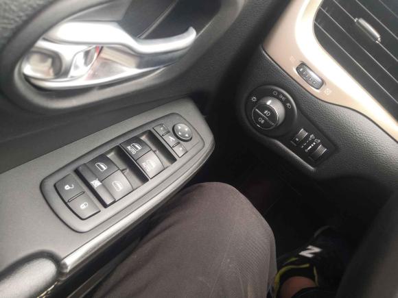 [金华·浙G] 二手Jeep自由光2016款 2.4L 领先版