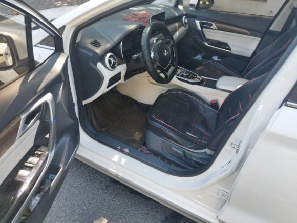 [苏州·苏E] 二手北汽绅宝北汽新能源EU52018款 R500 智风版